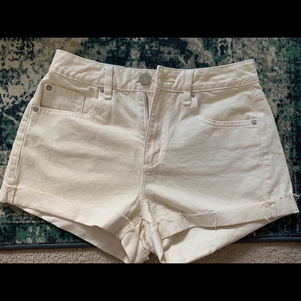 Women’s mom jean shorts